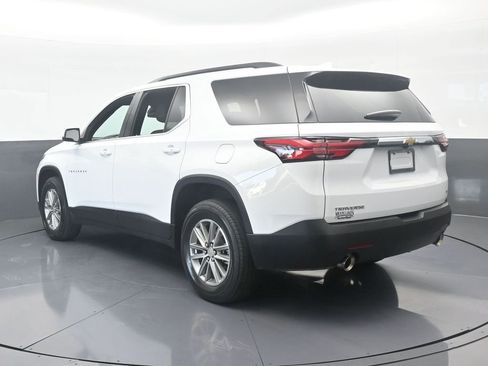 Used 2023 Chevrolet Traverse LT image 4