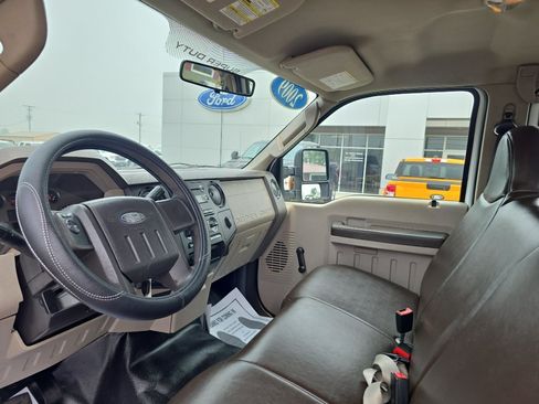 Used 2009 Ford F250 XL AWD/4WD image 15