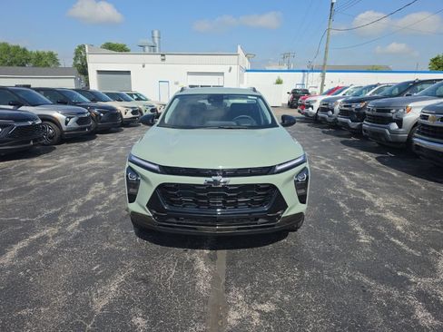 New 2026 Chevrolet Trax ACTIV w/ Driver Confidence Package FWD image 2
