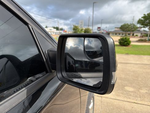 Used 2024 RAM 1500 Big Horn AWD/4WD image 39