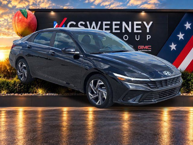 Used 2025 Hyundai Elantra Sport FWD image 7