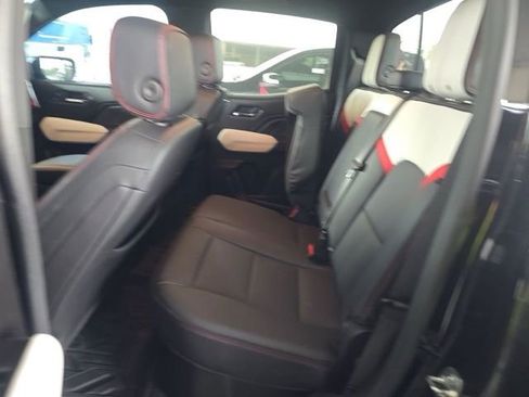 Used 2024 GMC Canyon AT4X AWD/4WD image 12