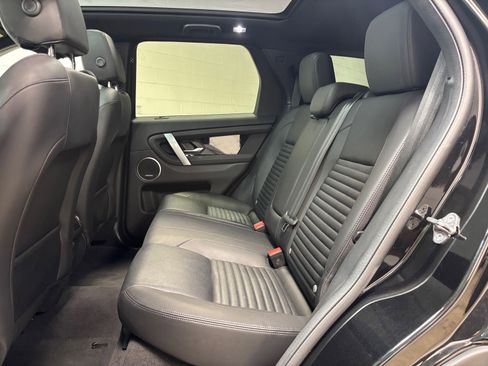 Used 2023 Land Rover Discovery Sport SE AWD/4WD image 29