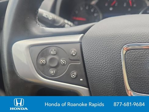 Used 2024 GMC Terrain SLT FWD image 24