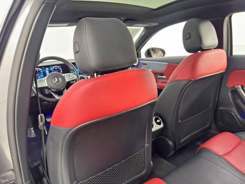 Used 2022 Mercedes-Benz A 220 w/ AMG Line image 38