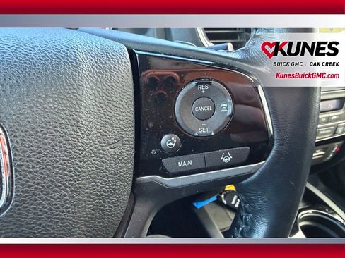 Used 2021 Honda Pilot Touring image 19