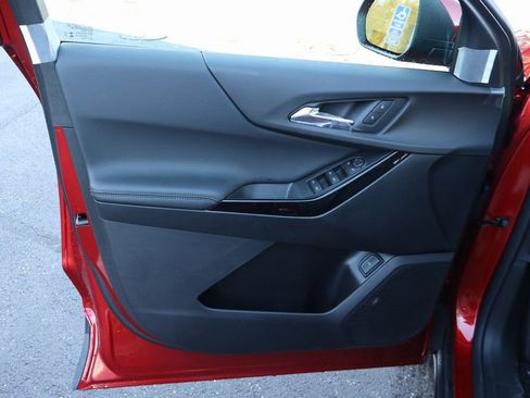 New 2026 Chevrolet Equinox LT w/ Convenience Package II image 4