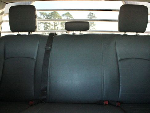 Used 2016 RAM 3500 Tradesman w/ Chrome Appearance Group image 19