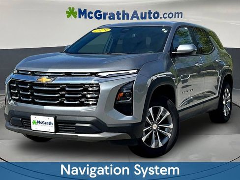 Used 2025 Chevrolet Equinox LT AWD/4WD image 3