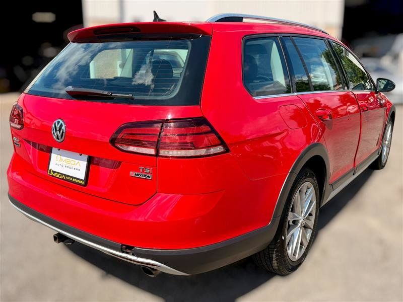 Used 2018 Volkswagen Golf Alltrack S AWD/4WD image 5