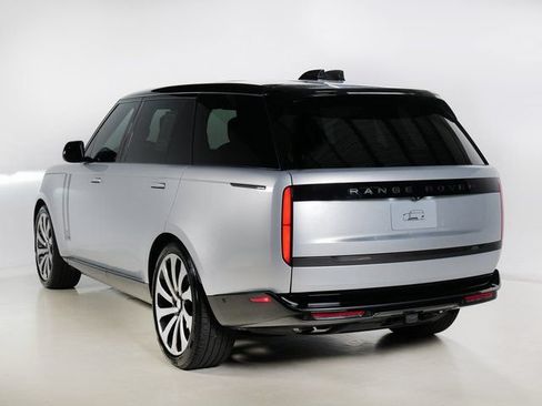 Certified 2025 Land Rover Range Rover Long Wheelbase Autobiography AWD/4WD image 34