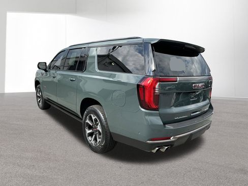 Used 2025 GMC Yukon XL AT4 Ultimate AWD/4WD image 5