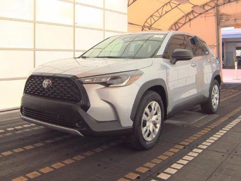 Used 2023 Toyota Corolla Cross L image 1