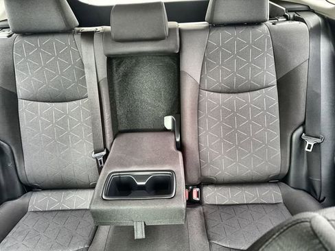 Used 2025 Toyota RAV4 XLE w/ Convenience Package image 31