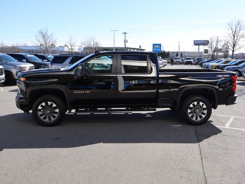 Certified 2024 Chevrolet Silverado 2500 Custom w/ Custom Value Package image 7