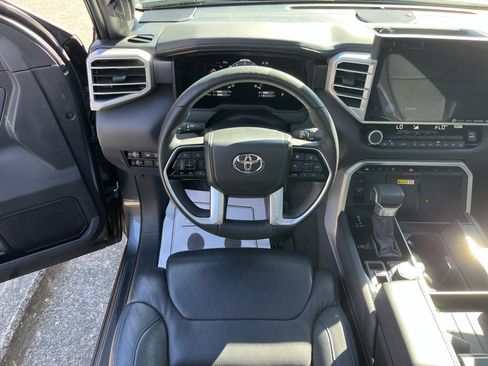 Used 2023 Toyota Tundra Platinum AWD/4WD image 13