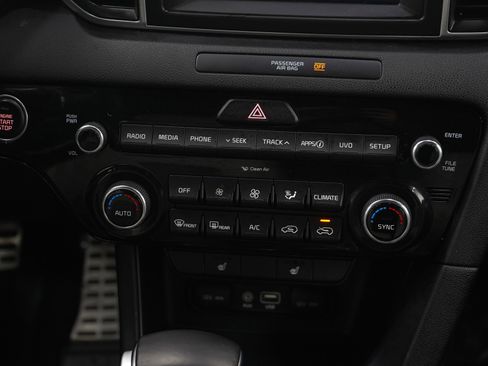 Used 2018 Kia Sportage EX w/ EX Sport Appearance Package image 16