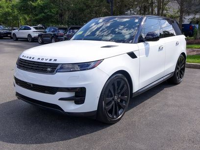 Used 2025 Land Rover Range Rover Sport SE
