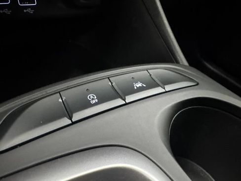 Used 2026 Buick Envista Preferred FWD image 19