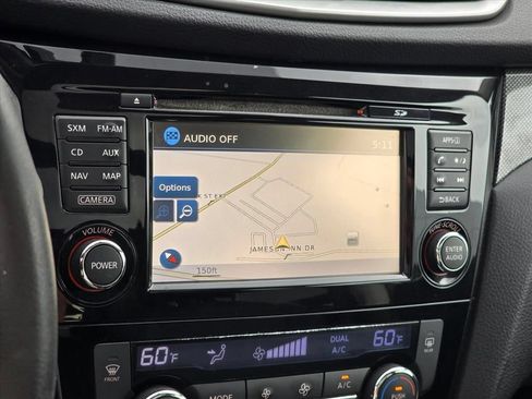 Used 2015 Nissan Rogue SL w/ SL Premium Package AWD/4WD image 4