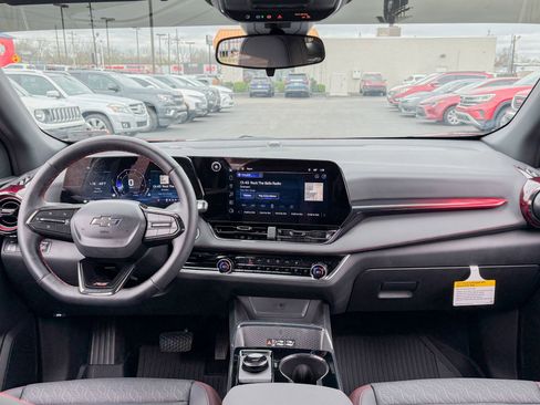 Used 2026 Chevrolet Equinox RS image 22