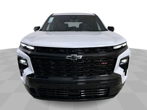 New 2026 Chevrolet Traverse RS w/ LPO, Floor Liner Package AWD/4WD image 3