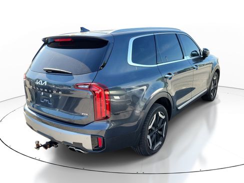 Used 2023 Kia Telluride S AWD/4WD image 6