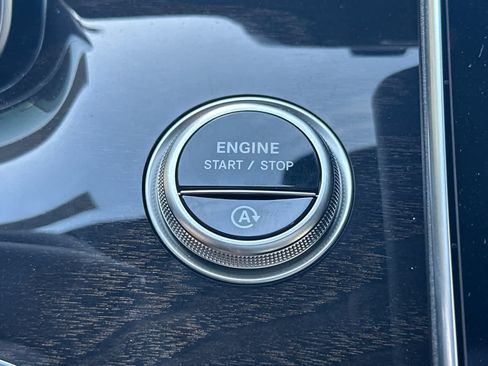 New 2026 Mercedes-Benz C 300 4MATIC Sedan image 20