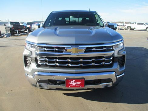 Certified 2023 Chevrolet Silverado 1500 LTZ image 11