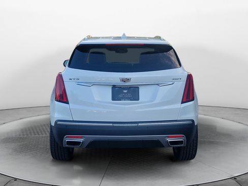 Certified 2022 Cadillac XT5 Premium Luxury FWD image 6