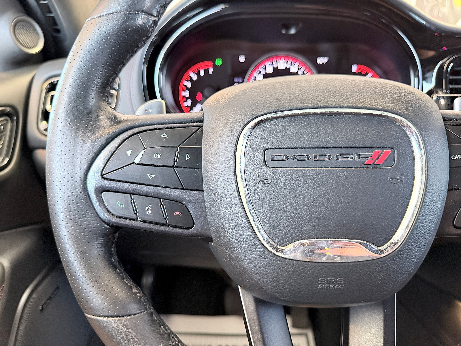 Used 2022 Dodge Durango R/T w/ Tow 'N Go Package AWD/4WD image 38