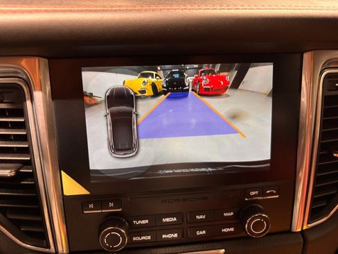 Used 2017 Porsche Macan GTS image 18