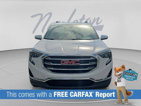 Used 2019 GMC Terrain SLT FWD image 2