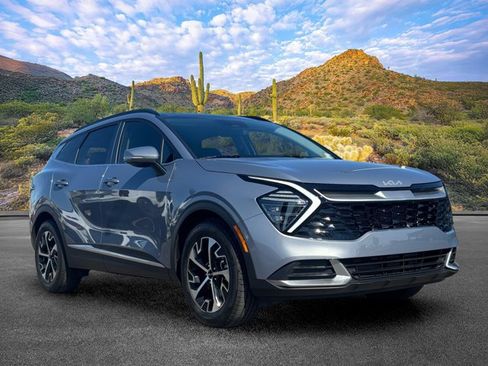 Certified 2025 Kia Sportage EX w/ Premium Package FWD image 2