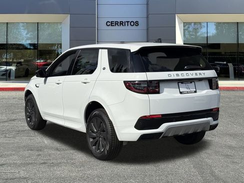 New 2025 Land Rover Discovery Sport S image 8