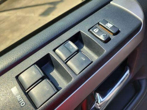 Used 2018 Toyota 4Runner SR5 RWD image 14