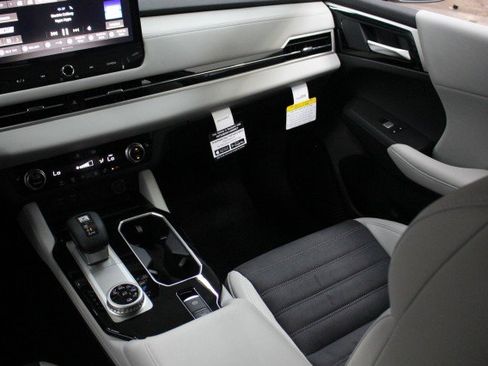 New 2026 Mitsubishi Outlander SE AWD/4WD image 22