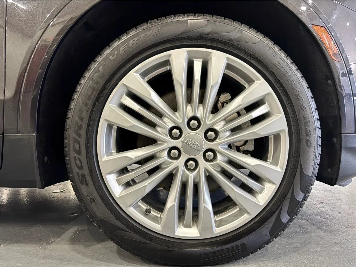 Used 2018 Cadillac XT5 Premium Luxury FWD image 53