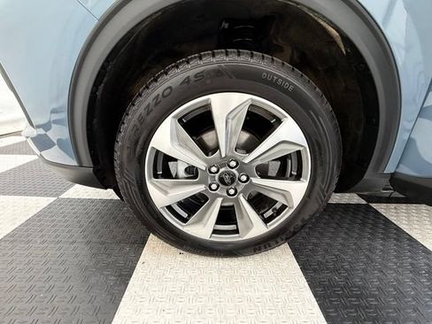Used 2025 Ford Escape Platinum AWD/4WD image 11