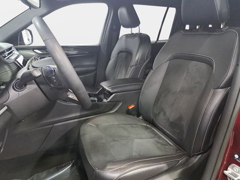 Used 2023 Jeep Grand Cherokee Altitude image 15