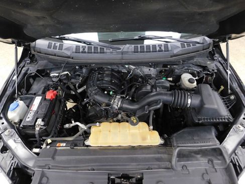 Used 2015 Ford F150 XLT image 18