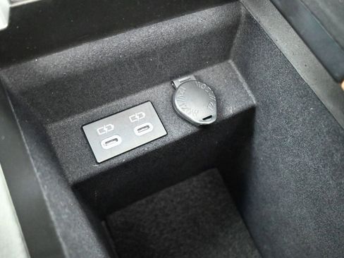 Used 2024 Lexus ES 350 w/ Premium Package image 17