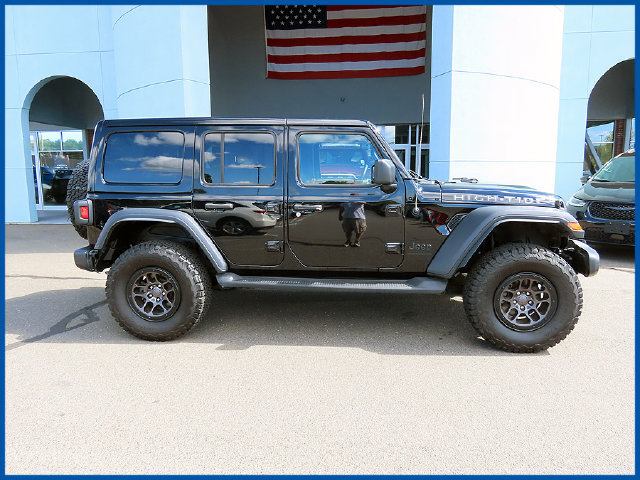 Used 2023 Jeep Wrangler Unlimited Sport AWD/4WD image 2