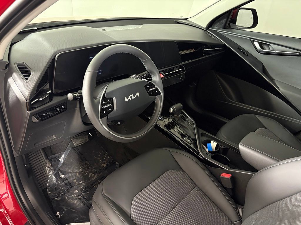 New 2026 Kia Niro EX FWD image 18