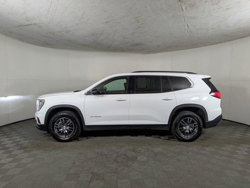 Certified 2025 GMC Acadia Elevation image 3