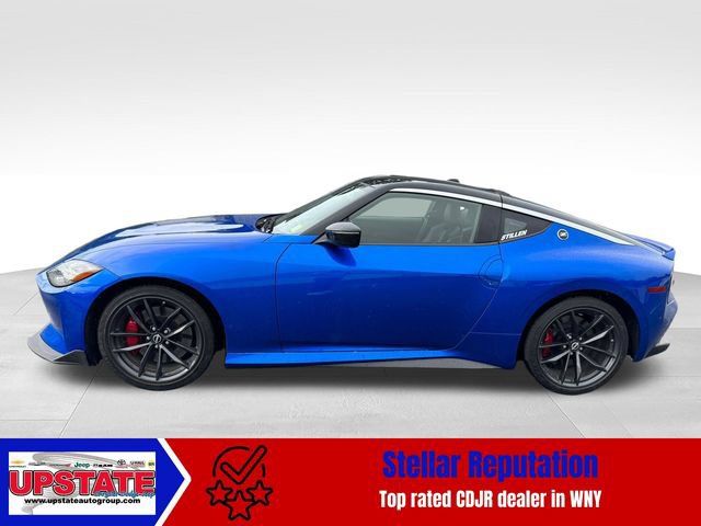 Used 2023 Nissan Z w/ Floor Mat Package (L93) RWD image 3