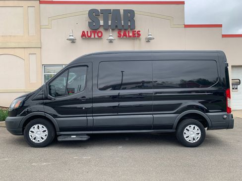 Used 2017 Ford Transit 350 148 Medium Roof RWD image 4