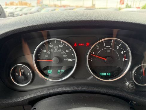 Used 2012 Jeep Wrangler Sport AWD/4WD image 21