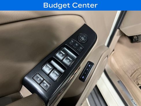 Used 2015 GMC Yukon SLT w/ Open Road Package AWD/4WD image 16