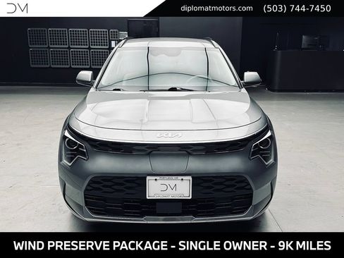 Used 2023 Kia Niro Wind w/ Wind Preserve Package FWD image 9